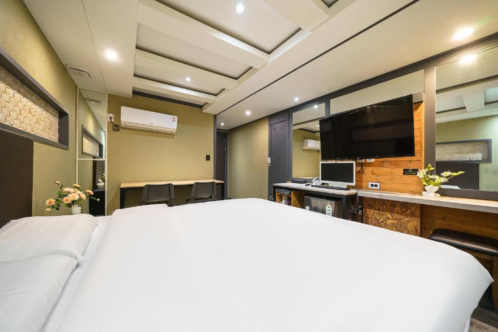 Kuchyň nebo kuchyňský kout v ubytování 27 Hotel