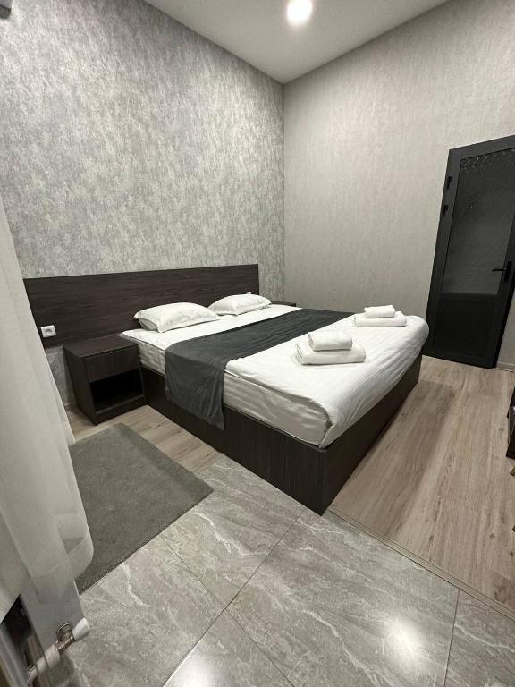 Hotel Sevinch - King Room