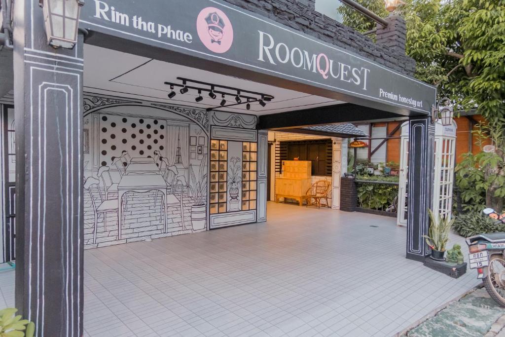 RoomQuest Chiang Mai Tha Phae - Resim 4
