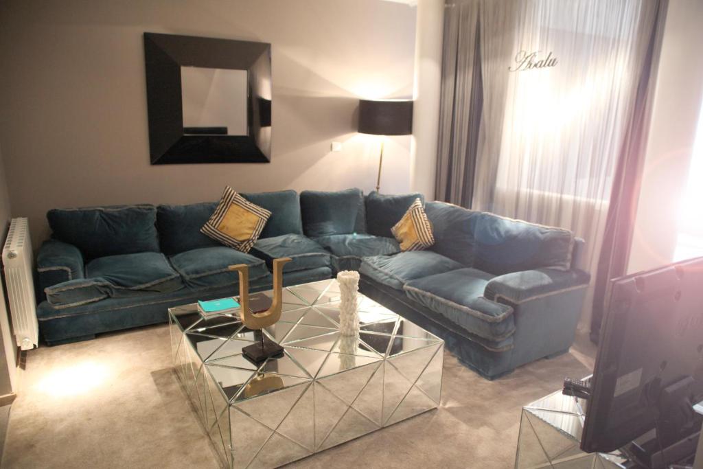 madrid central gran via Suites - Resim 22