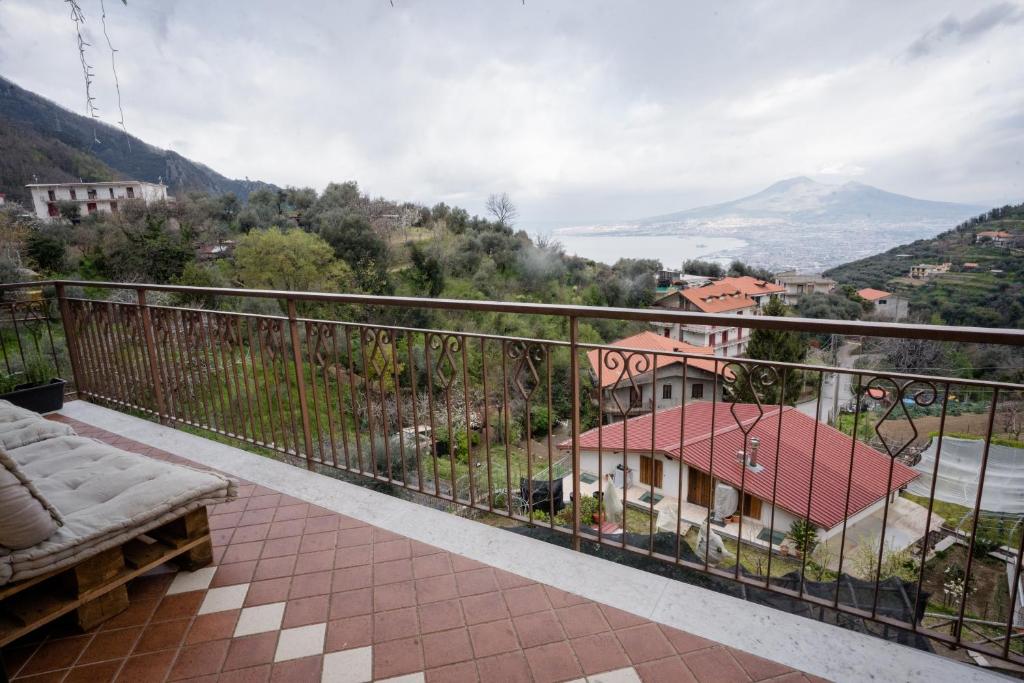 Nespecifikovaný výhled na hory nebo výhled na hory při pohledu z apartmánu