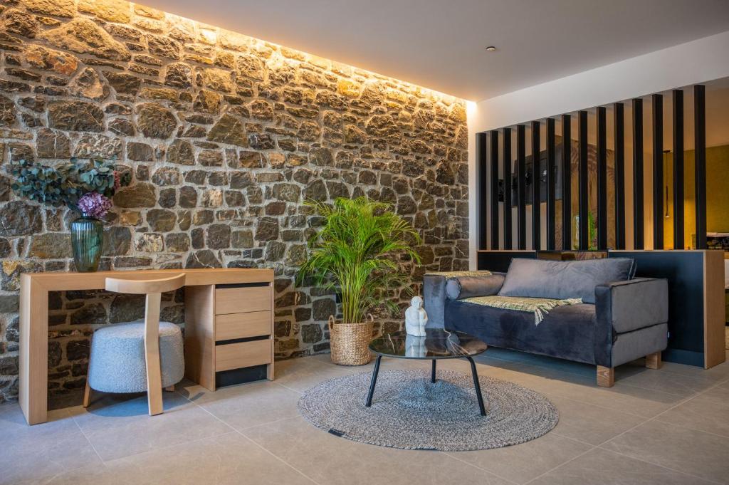 Opal Executive Suites - 11