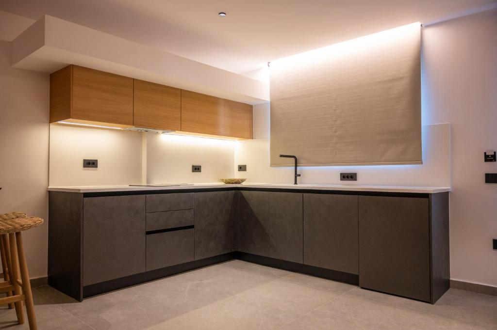 Opal Executive Suites - 16