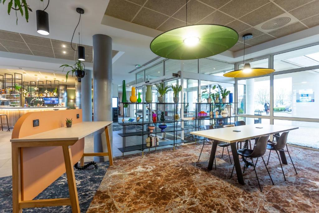 Restaurace v ubytování Novotel Bourges