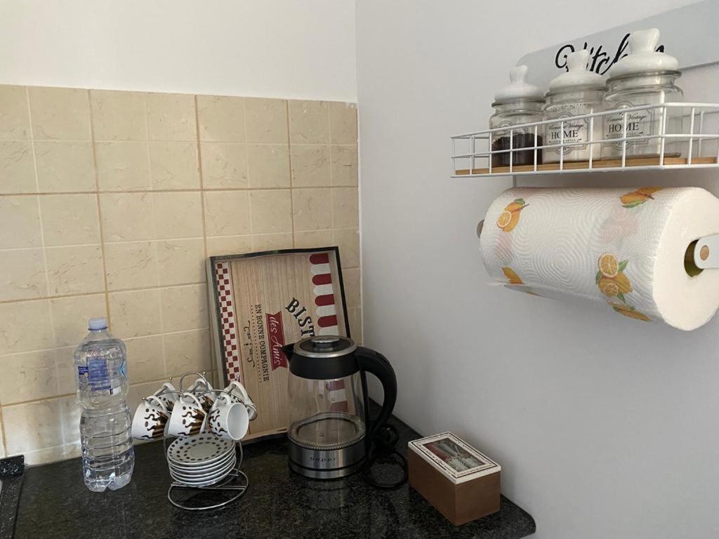 Príslušenstvo na prípravu kávy alebo čaju v ubytovaní B&B Nausica