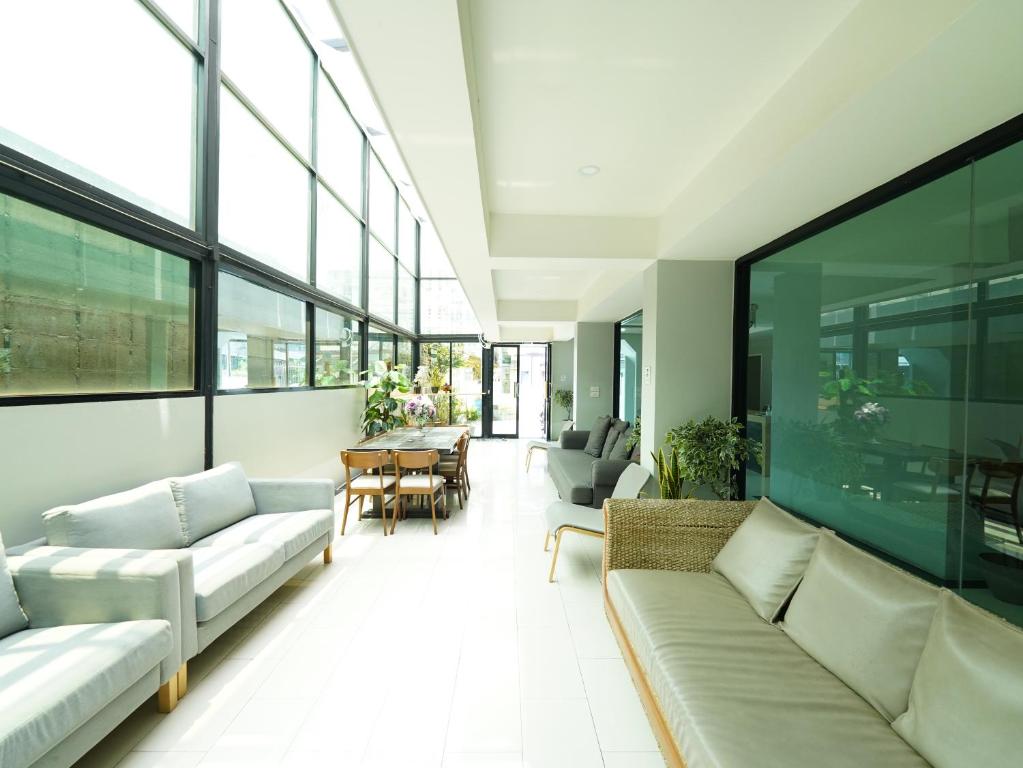 RoomQuest Bangkok Don Mueang Airport - Resim 10