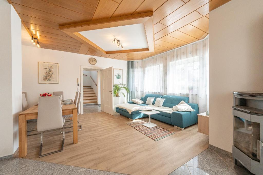 Istumisnurk majutusasutuses Ferienhaus Karoline
