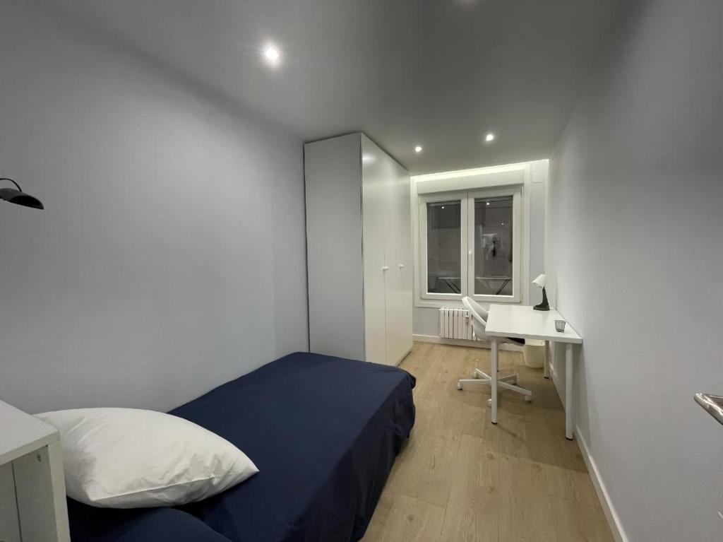 Posteľ alebo postele v izbe v ubytovaní Amplio y moderno piso de 4 habitaciones y terraza