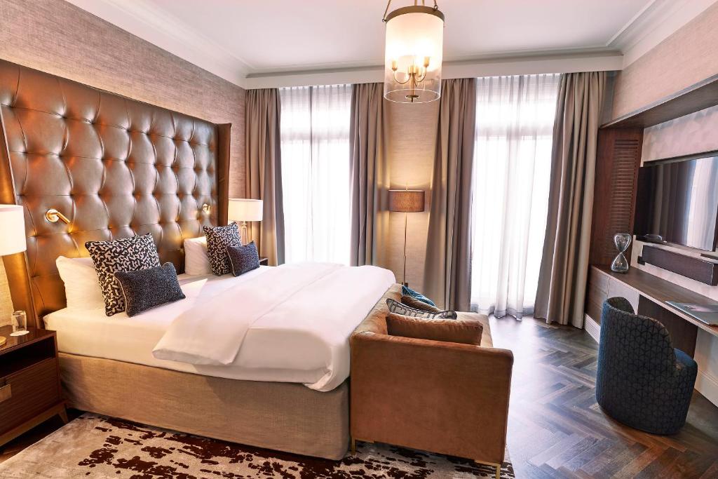 Steigenberger Icon Parkhotel Düsseldorf - Resim 11