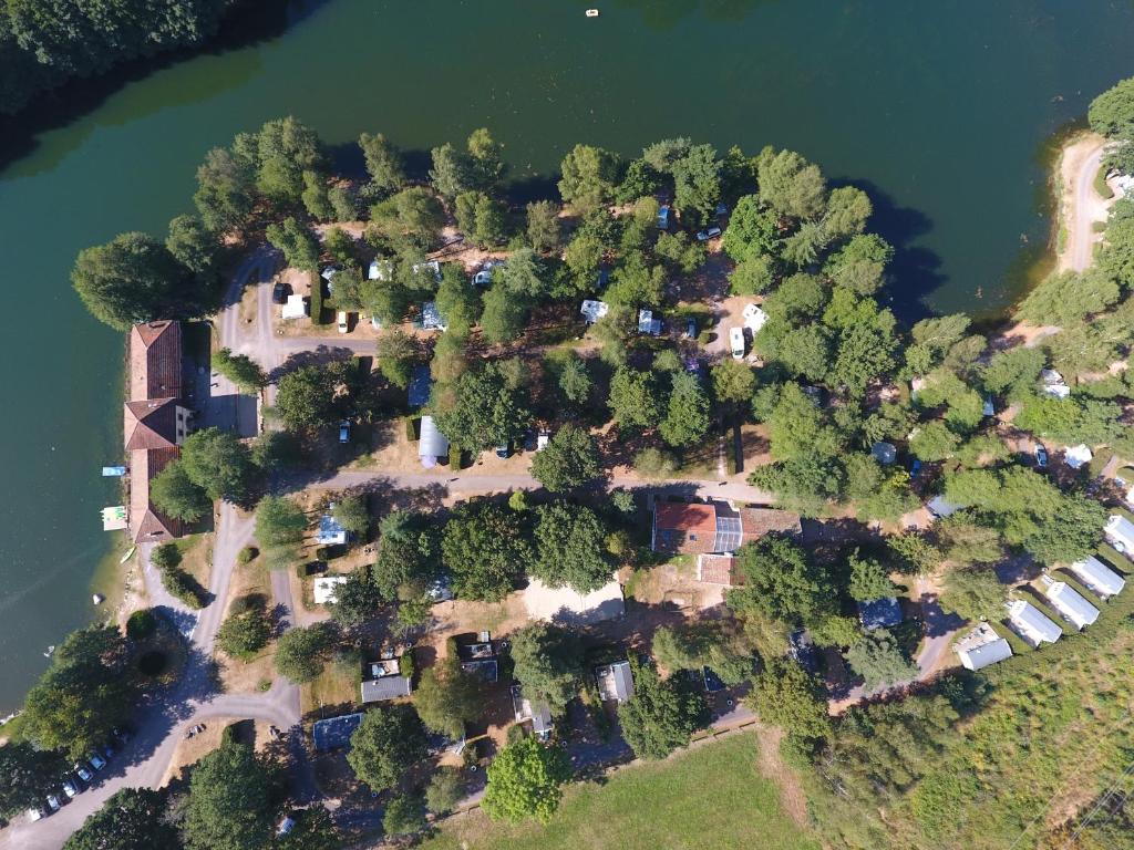 Příroda nedaleko luxury tent