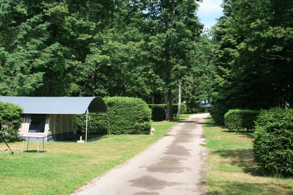 Zahrada ubytování Europe tents camping Domaine des Messires