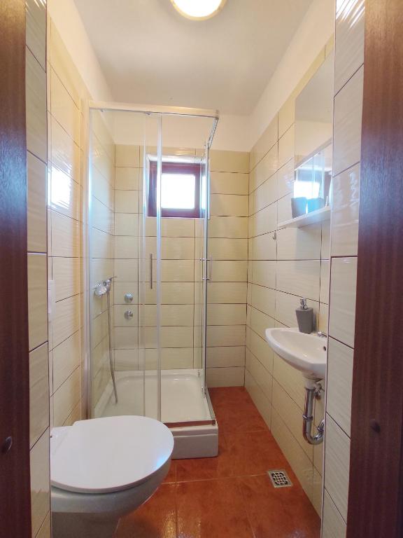 Phòng tắm tại Apartment Ivy