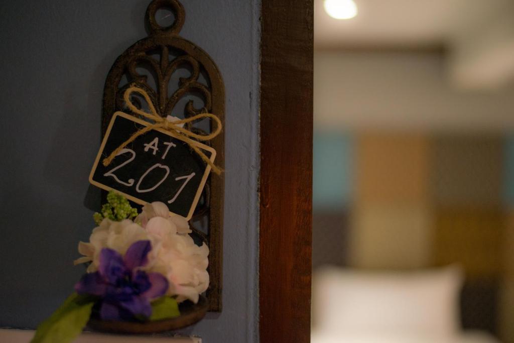 At Ease As Home - Resim 31