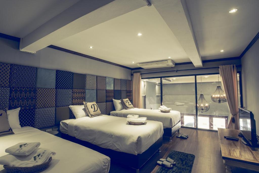 At Ease As Home - Resim 29