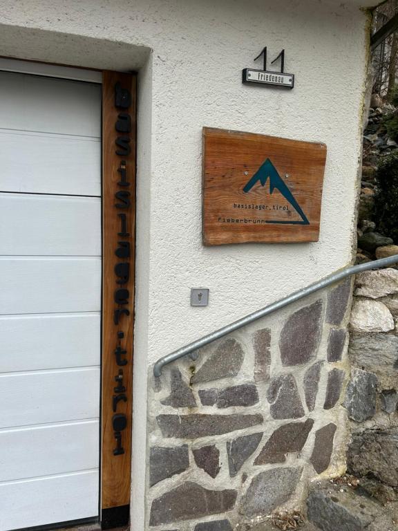 Certifikát, hodnocení, plakát nebo jiný dokument vystavený v ubytování Basislager Fieberbrunn