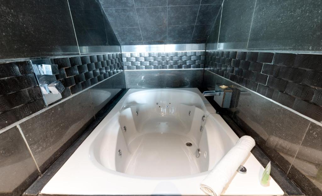 Boutique 56 - Resim 31