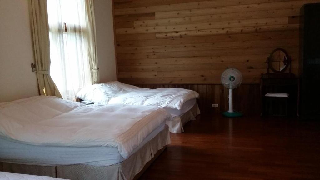 Postel nebo postele na pokoji v ubytování Summer Trail B&B