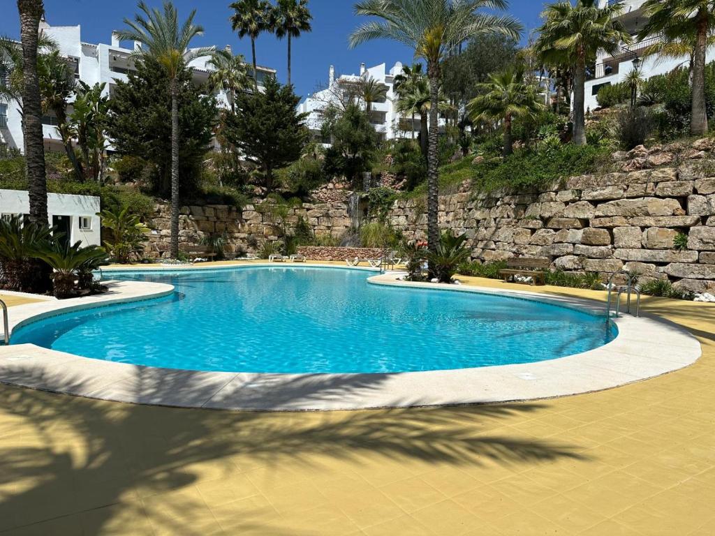 Bazén v ubytovaní Luxurious 3 Bedroom Apartment in the heart of Alhaurín Golf alebo v jeho blízkosti