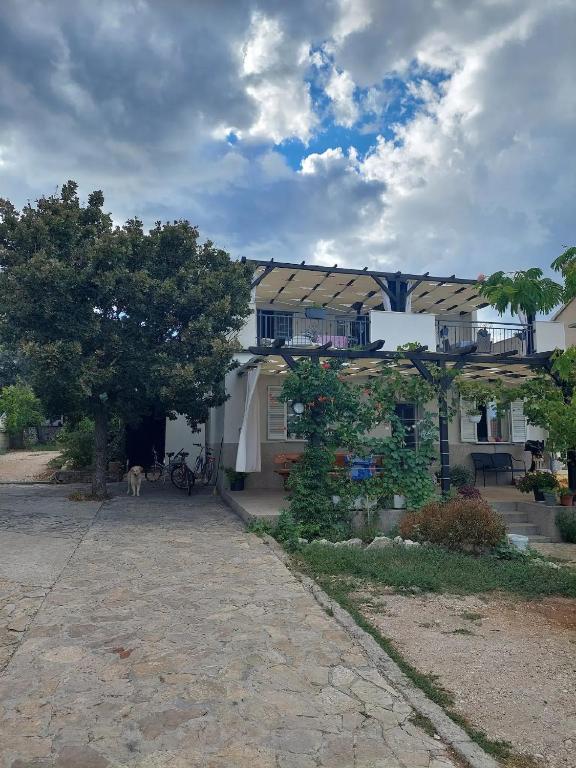 Apartments Paula, Jezera (updated prices 2024)