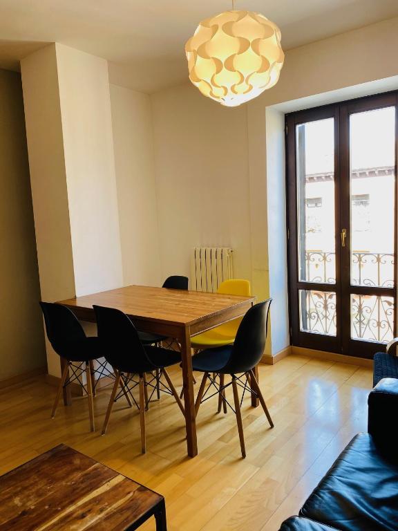 Apartamentos Zaragoza Coso - Appartement Met Twee Slaapkamers (4 Volwassenen)