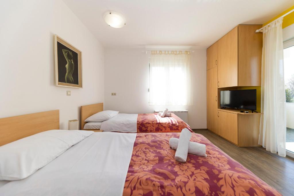 Guesthouse Villa Irena - 12