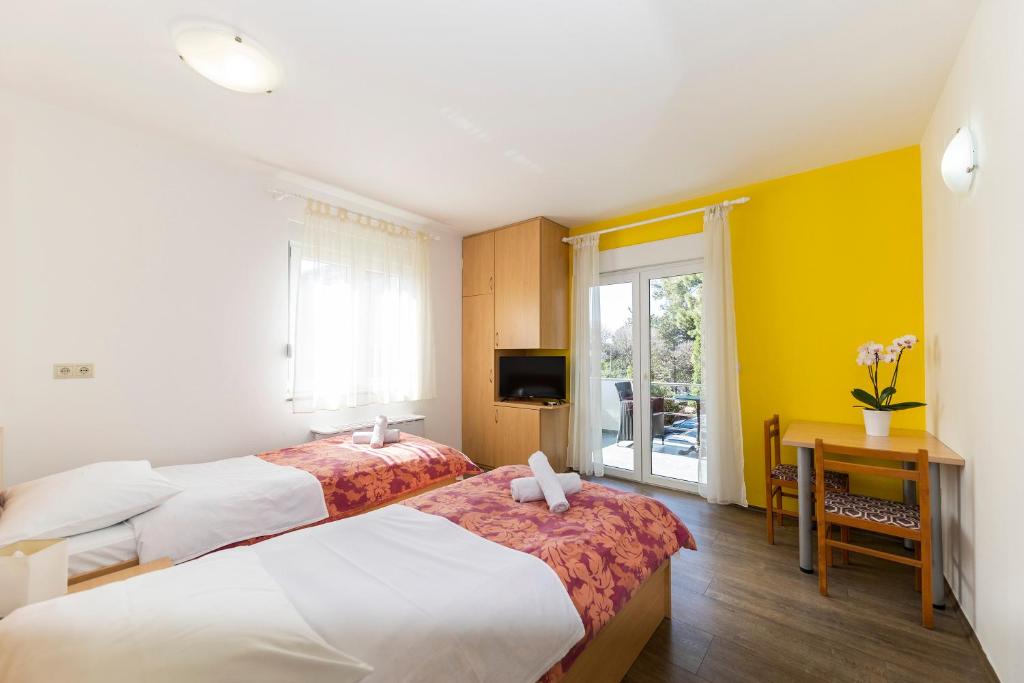 Guesthouse Villa Irena - 13