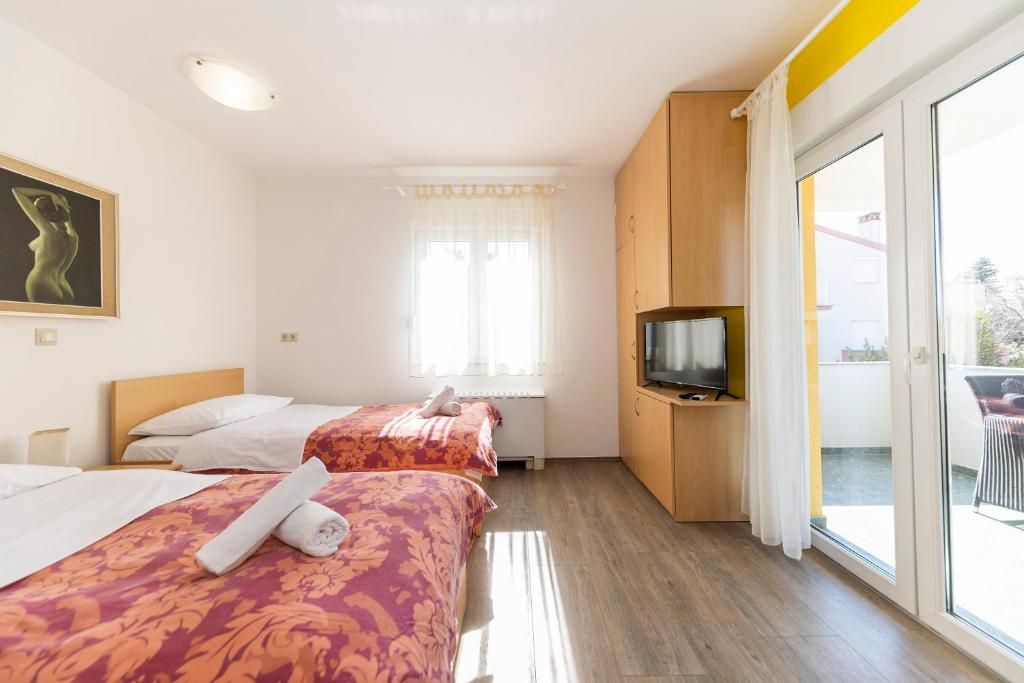 Guesthouse Villa Irena - 1