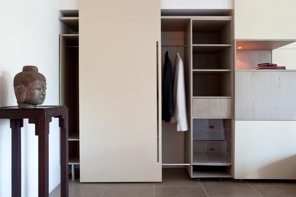 Life Gallery Athens - Resim 40