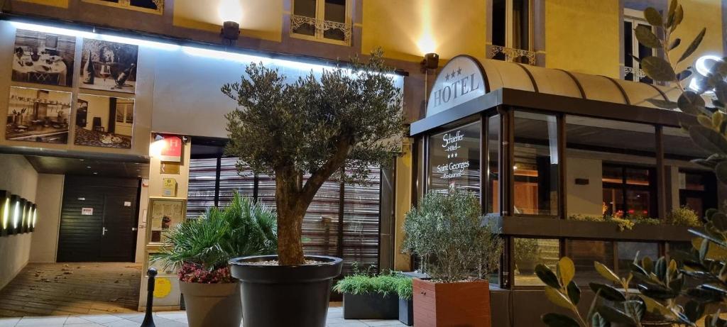 Budova, kde se hotel nachází