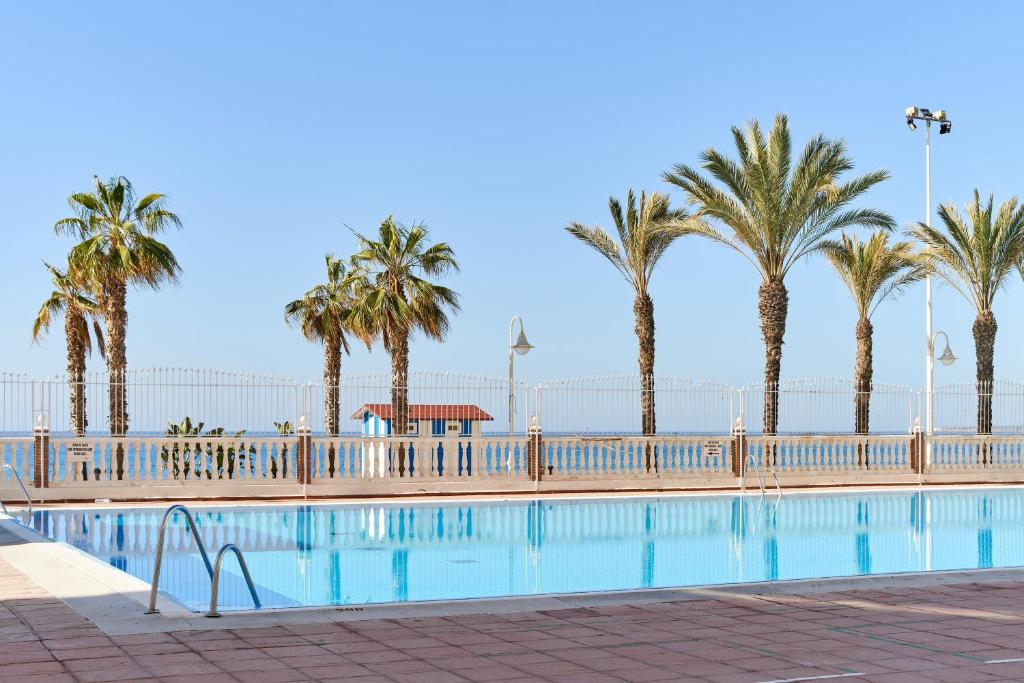 Bazén v ubytování Apartment in Algarrobo Costa nebo v jeho okolí