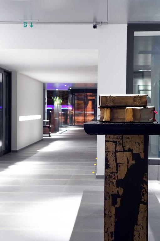 Life Gallery Athens - Resim 36