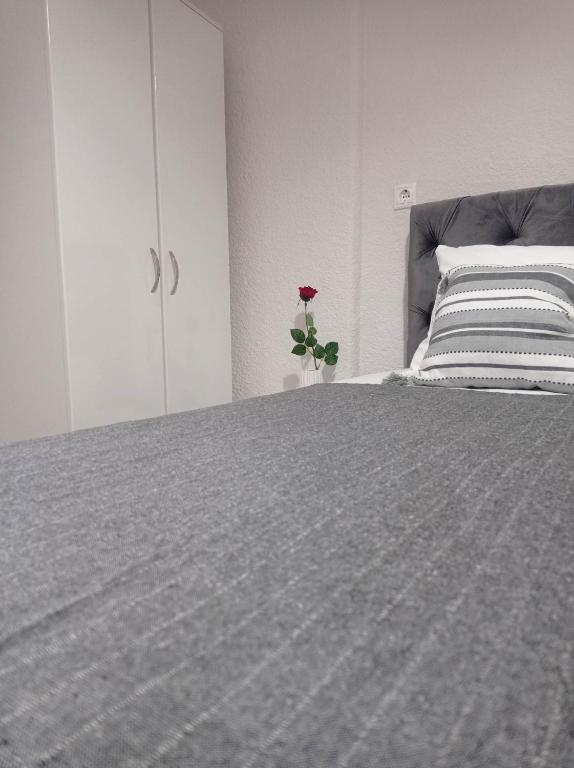 Postel nebo postele na pokoji v ubytování Alexandra Studios