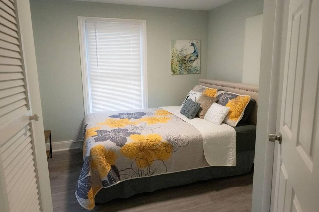 Charlestown Gem, Charlestown (updated prices 2024)