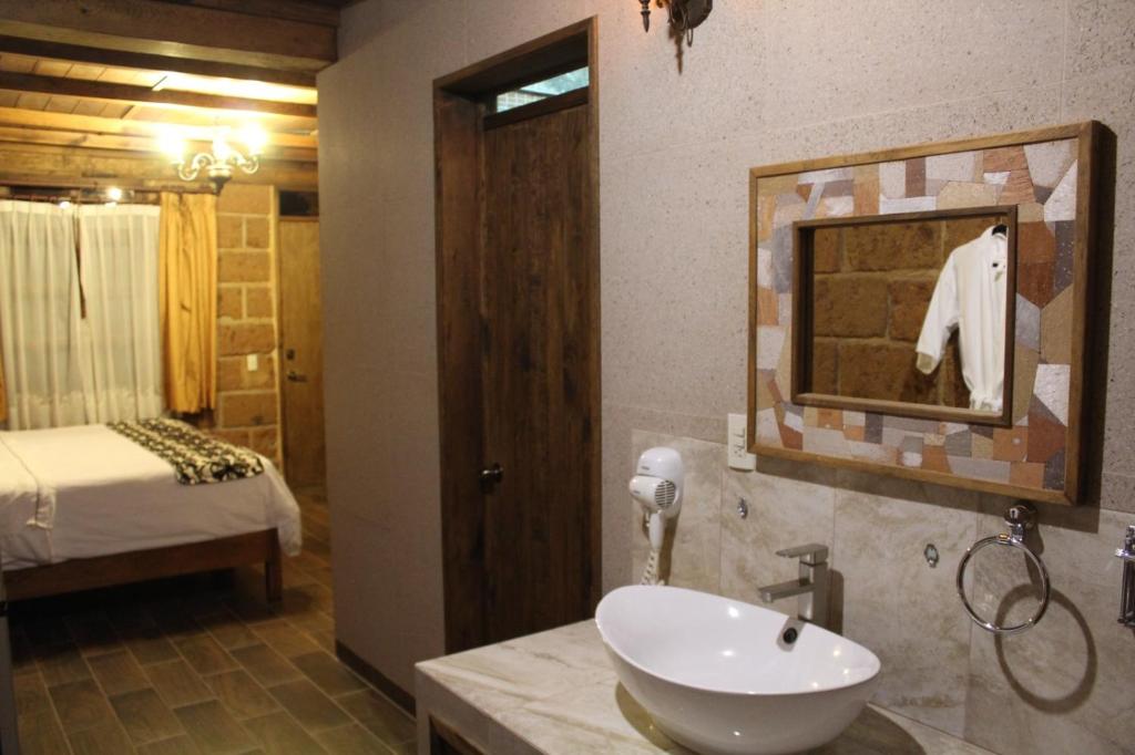 Koupelna v ubytování Hotel Real Nirvana