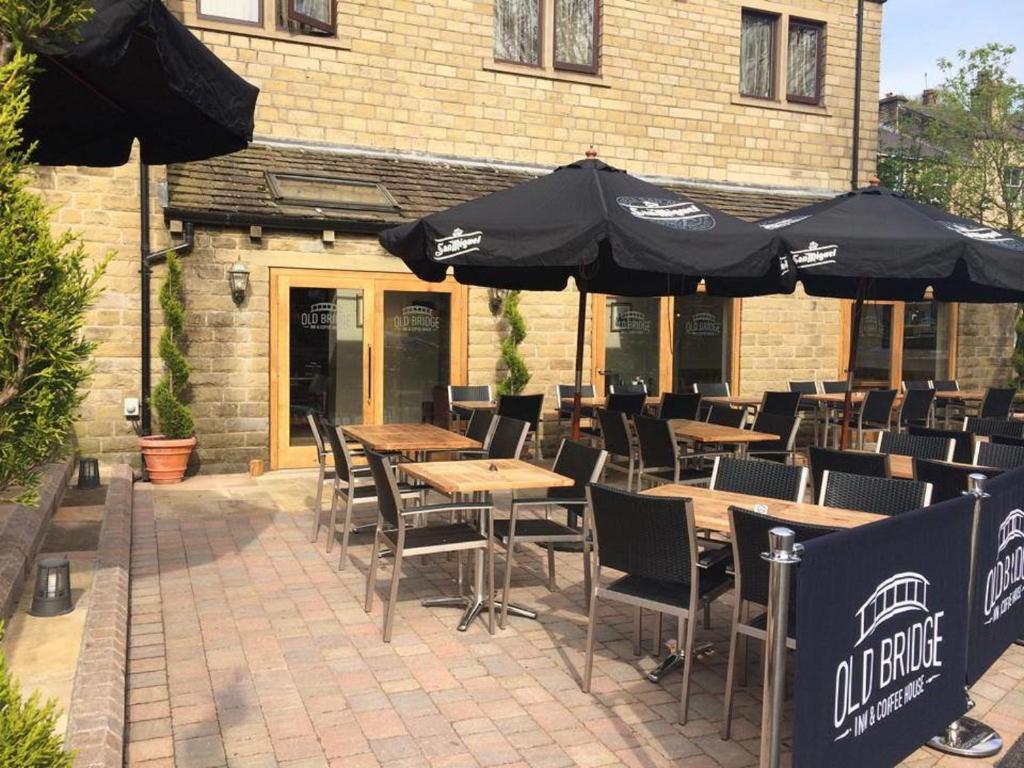 Restaurace v ubytování The Old Bridge Inn, Holmfirth, West Yorkshire - part of The Coaching Inn Group