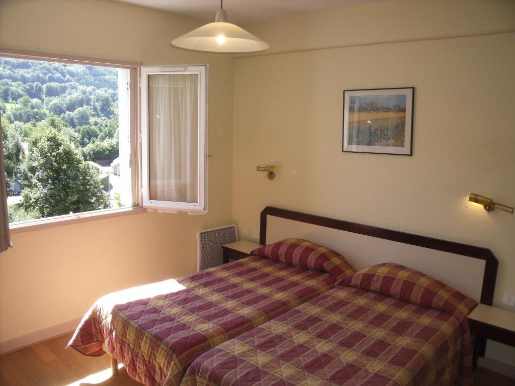 Family Hotel - Double Room With Park View