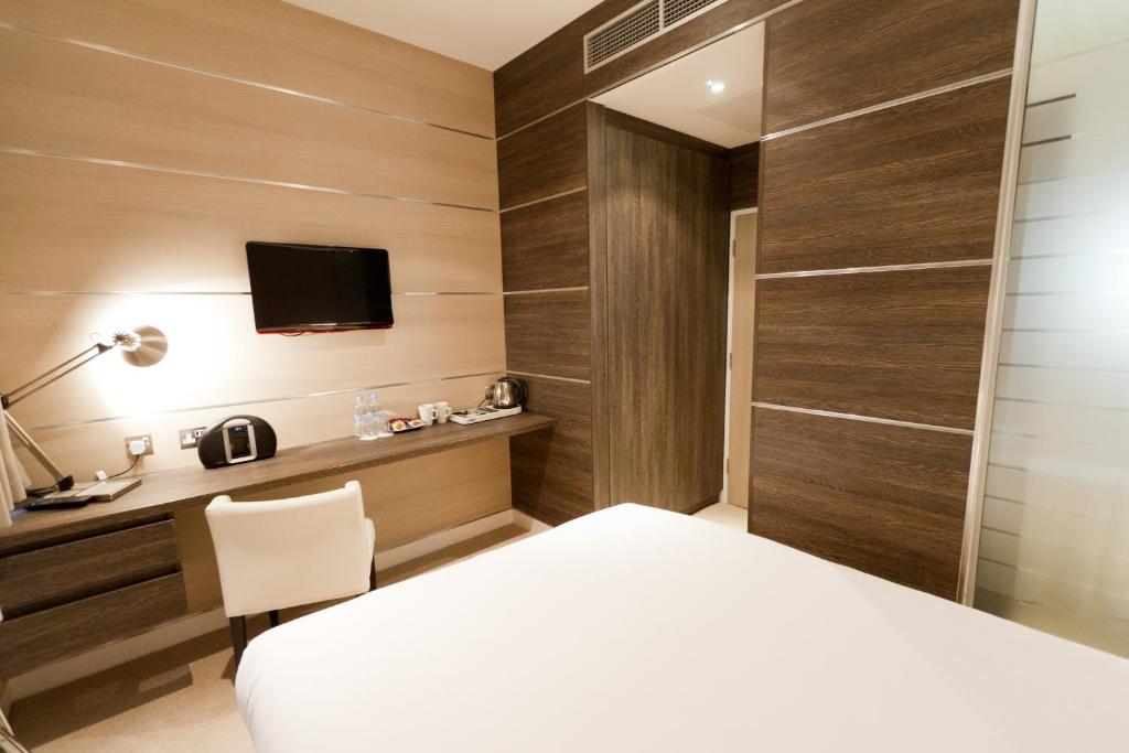 The Wesley Euston - Resim 15