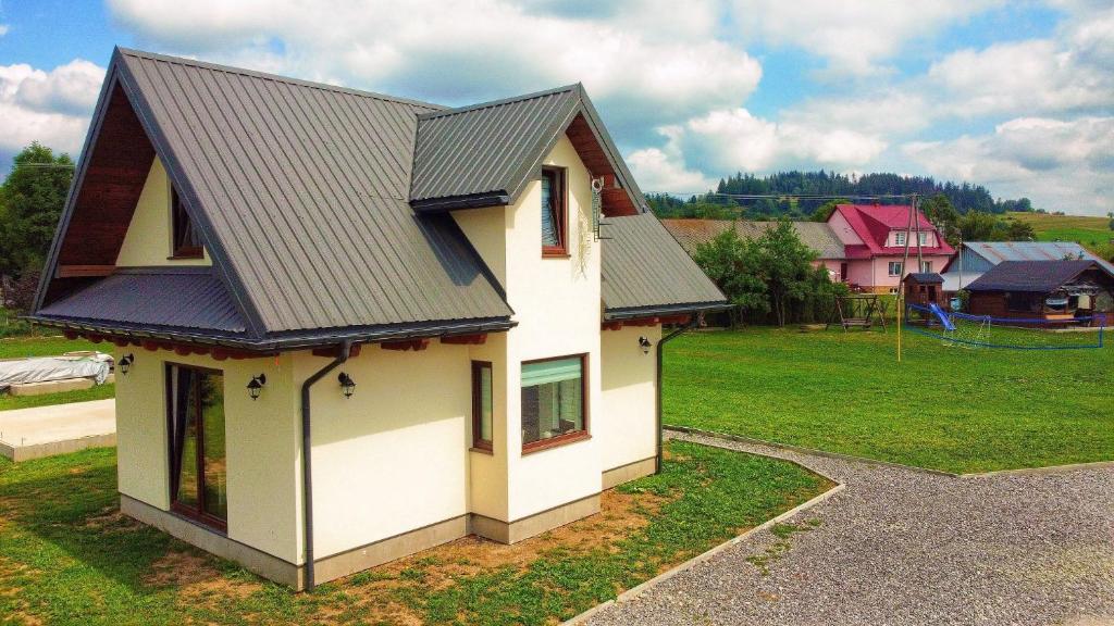 Budova, kde se prázdninový dům nachází