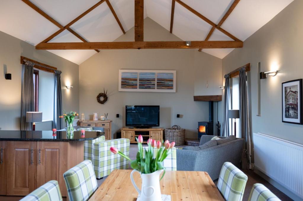 Watson Cottage, Castle Carrock, Nr Carlisle - Housity