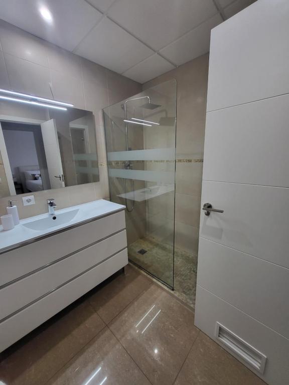 Kúpeľňa v ubytovaní Apt céntrico, a pie de calle.