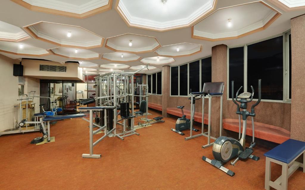 Fitness centrum a/nebo fitness zařízení v ubytování Hotel Amar