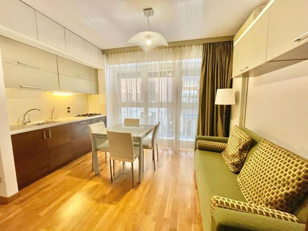 Apartment Garibaldi Loft House, Bari, Italy