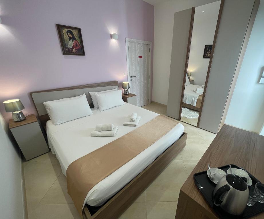 Alina Boutique Living - 13