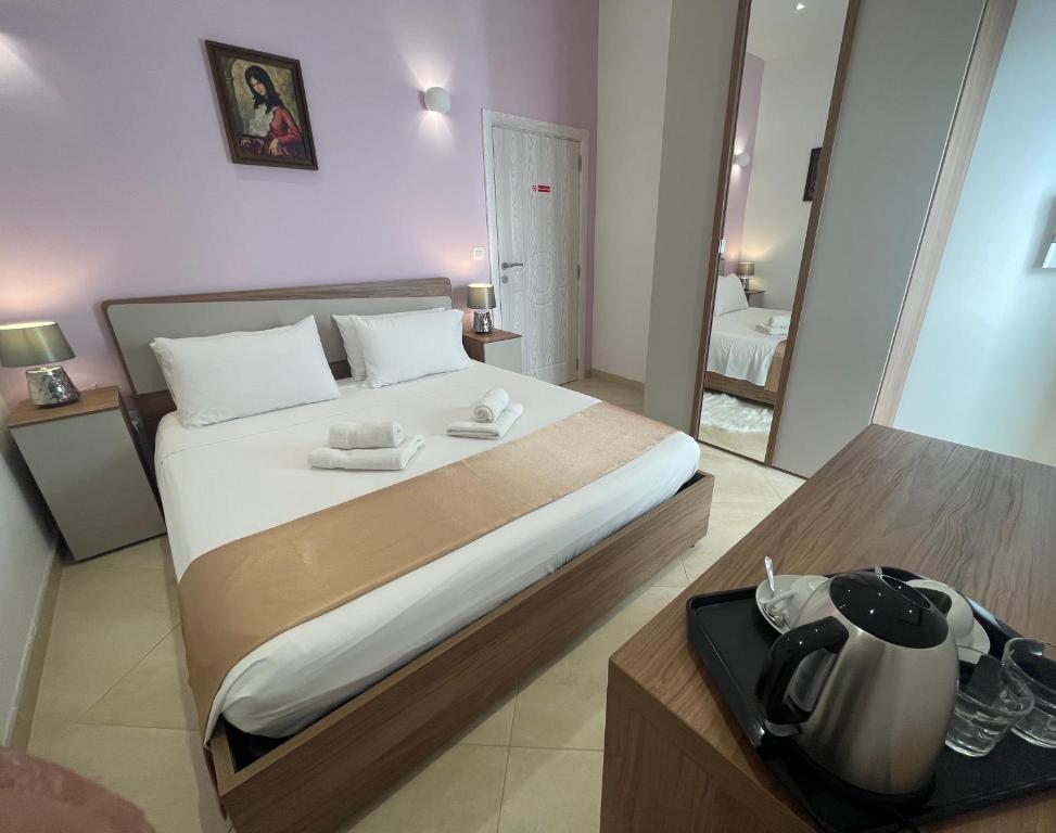 Alina Boutique Living - 14