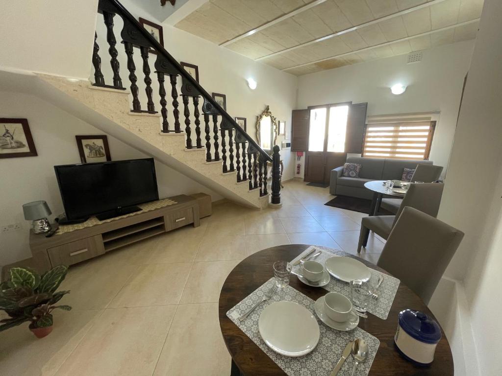 Alina Boutique Living - 10