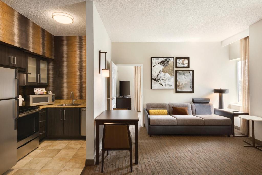 Residence Inn Denver City Center - 