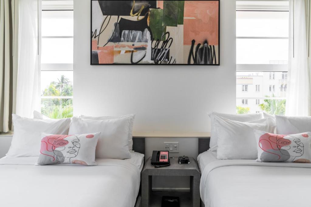 Clevelander Hotel - 