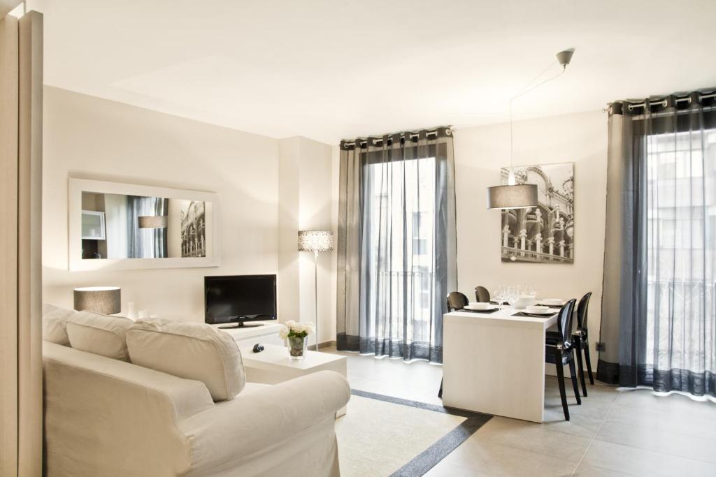 Up Suites Bcn, Barcelona – Updated 2024 Prices