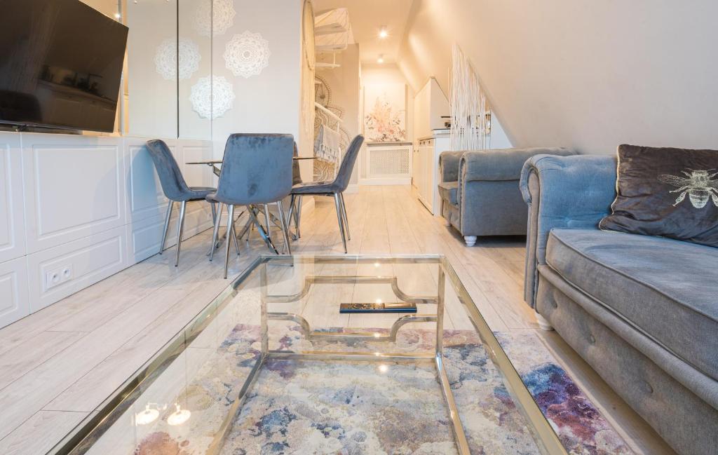 Magiczne gniazdko na samym Rynku - 16