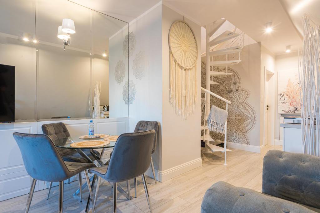 Magiczne gniazdko na samym Rynku - 19